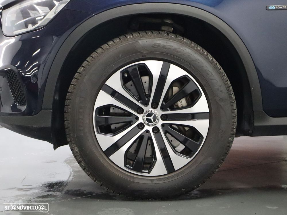 Mercedes-Benz GLC 300 e 4Matic - 27