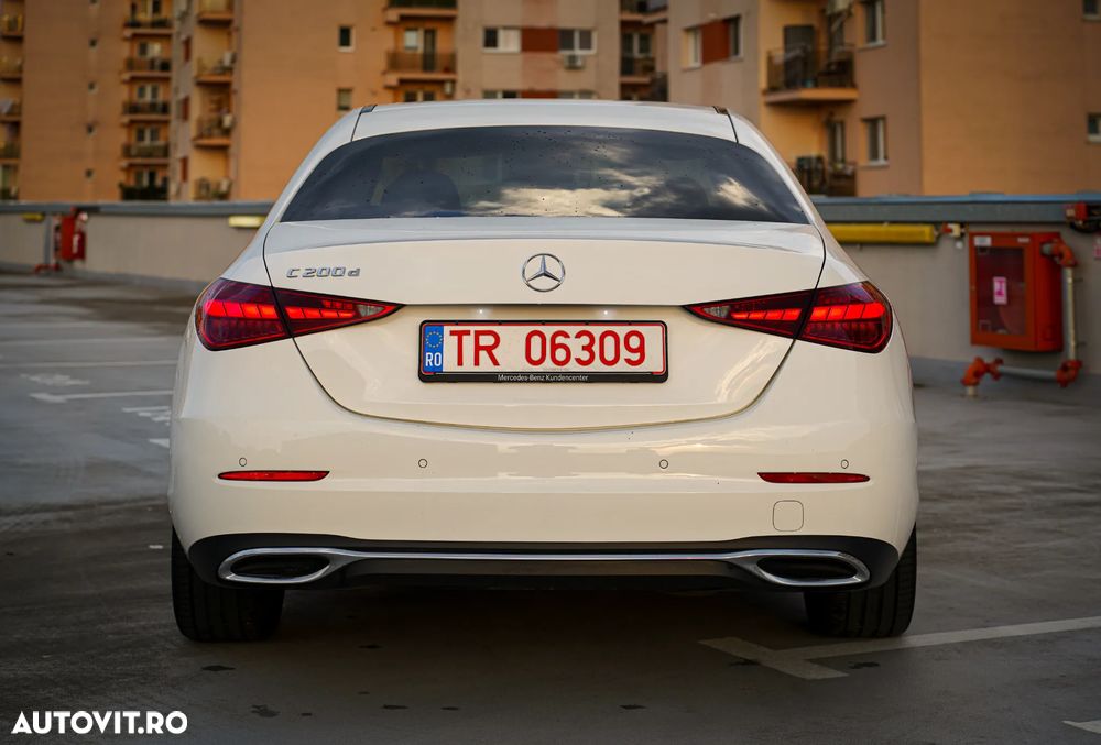 Mercedes-Benz C 200 d MHEV - 11