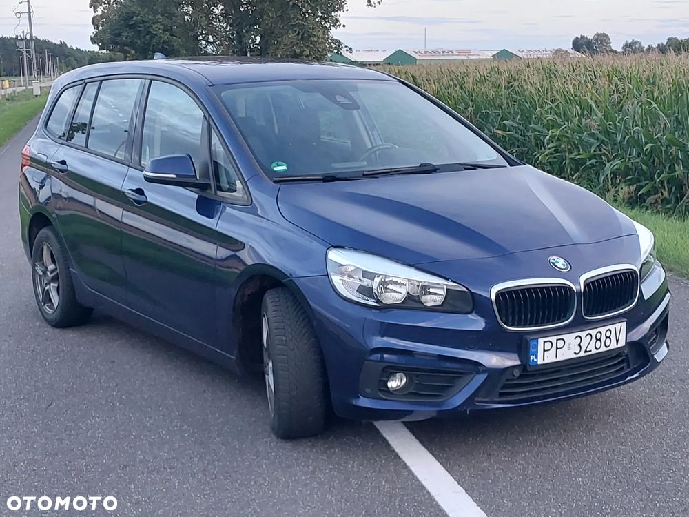BMW Seria 2 218i - 3