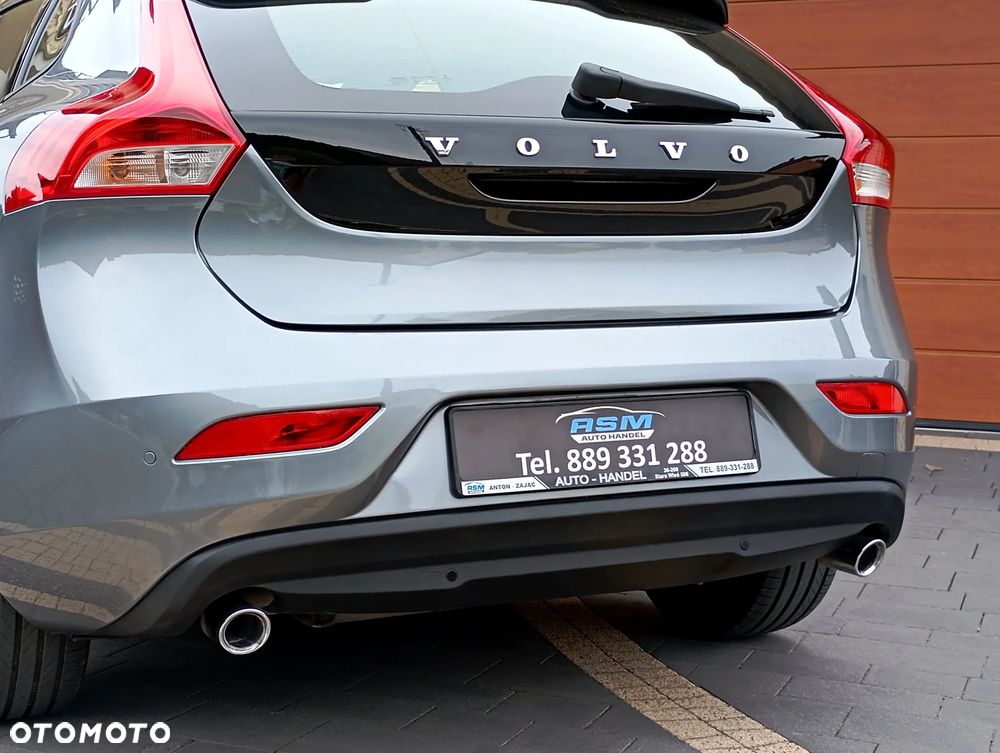 Volvo V40 D2 Momentum - 20