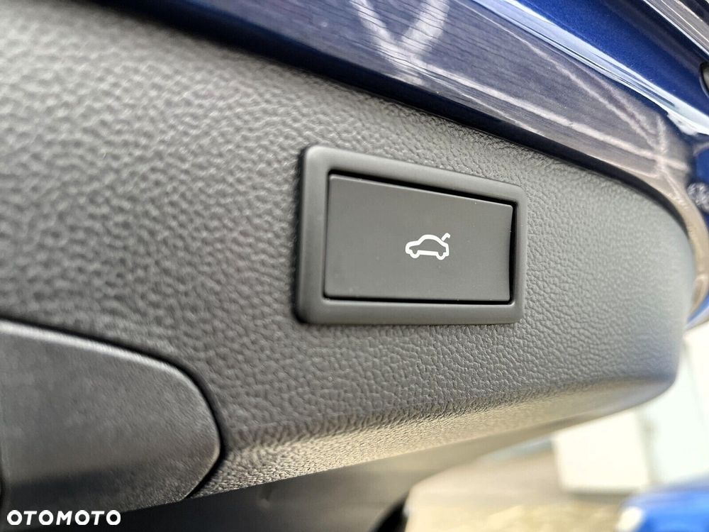 Volkswagen Passat Variant 2.0 TDI SCR Business Plus DSG - 34