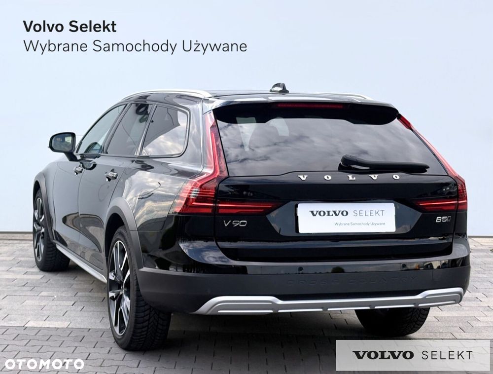 Volvo V90 Cross Country - 7