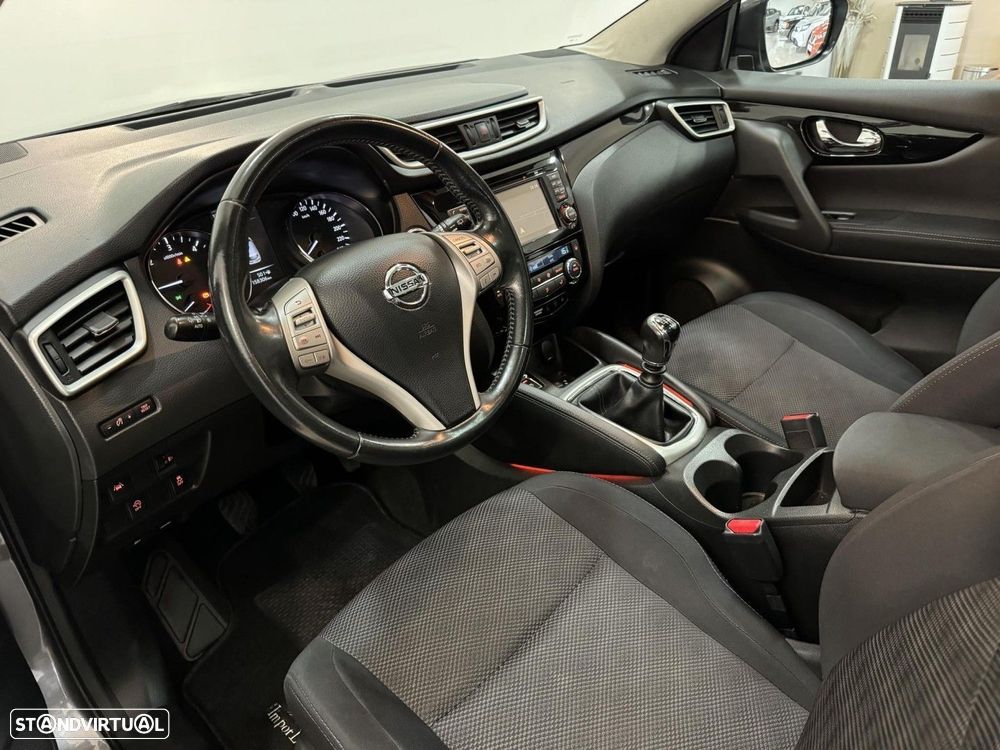 Nissan Qashqai 1.5 dCi N-Connecta - 10