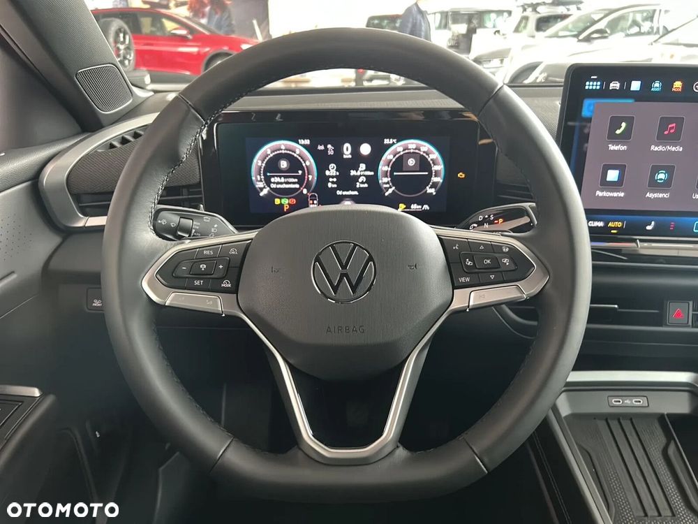 Volkswagen T-Roc - 15