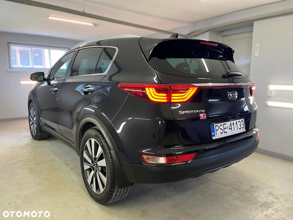 Kia Sportage 2.0 CRDI Business Line 4WD - 3