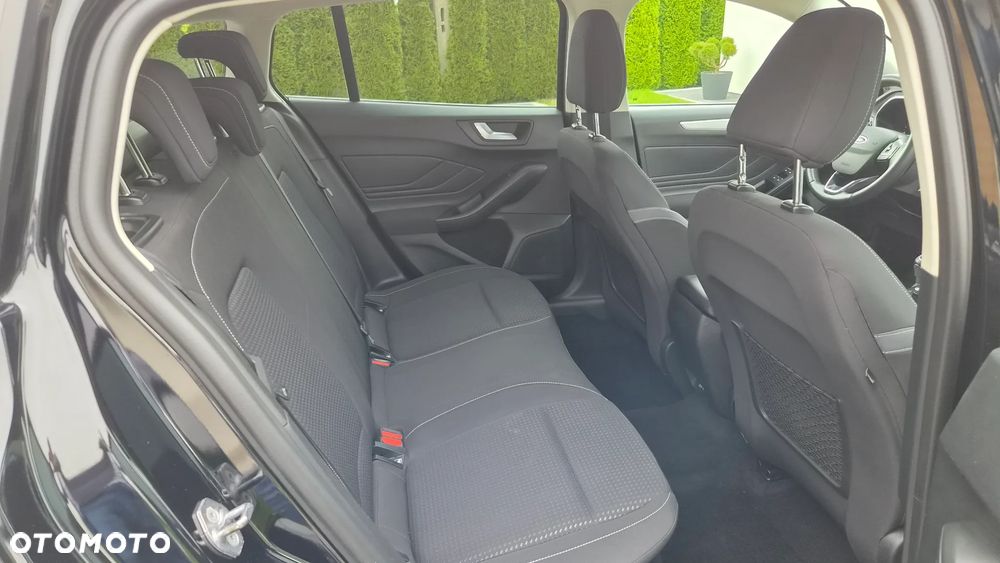 Ford Focus 1.5 EcoBlue Start-Stopp-System TITANIUM STYLE - 19
