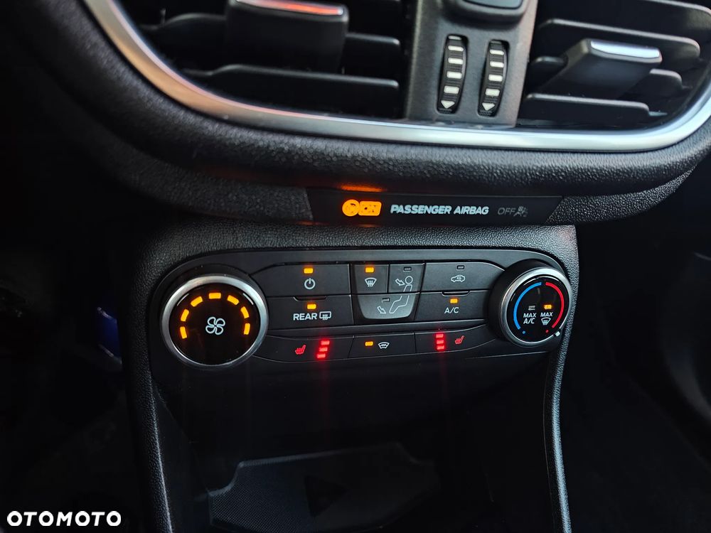 Ford Fiesta 1.1 COOL&CONNECT - 18