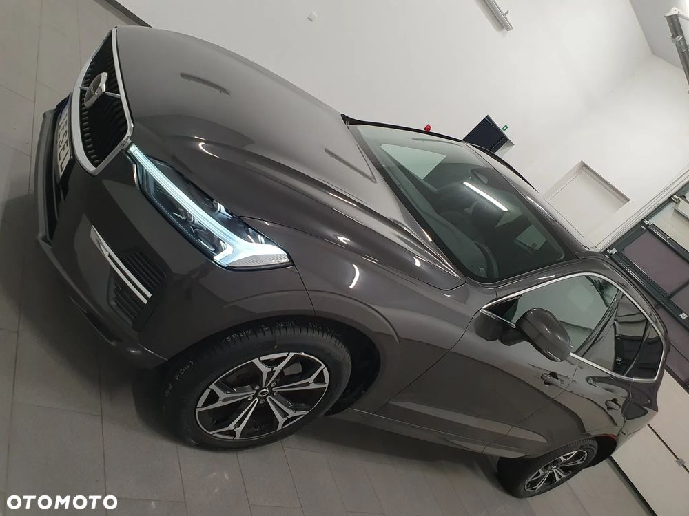 Volvo XC 60 B4 D AWD Ultimate Dark - 4