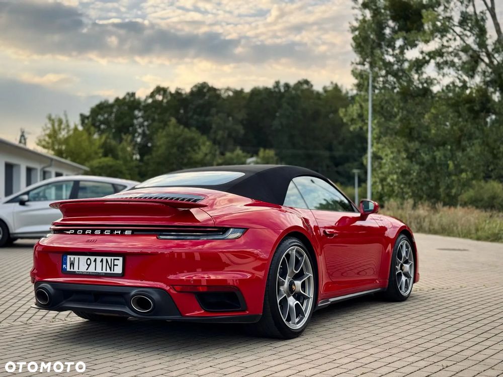 Porsche 911 Carrera Turbo S Cabrio - 29