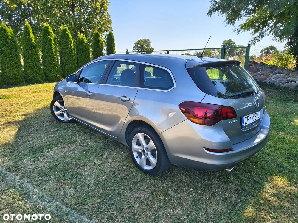 Opel Astra 1.4 T Enjoy - 5