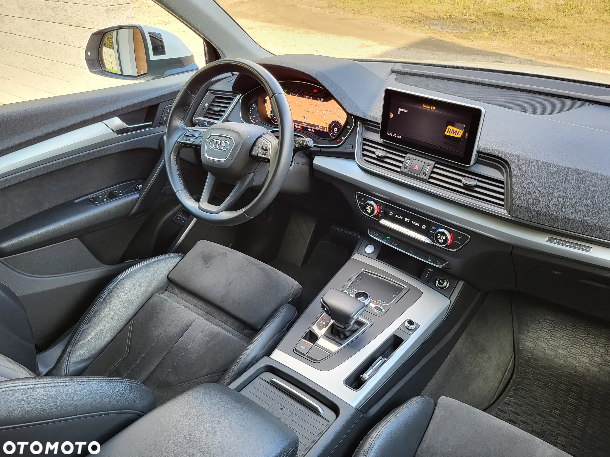 Audi Q5 55 TFSI e Quattro S tronic - 7