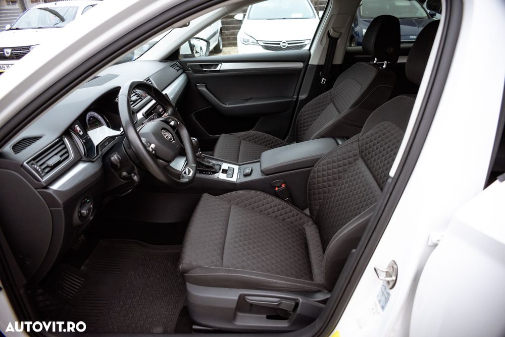 Skoda Superb 2.0 TDI DSG Style - 13