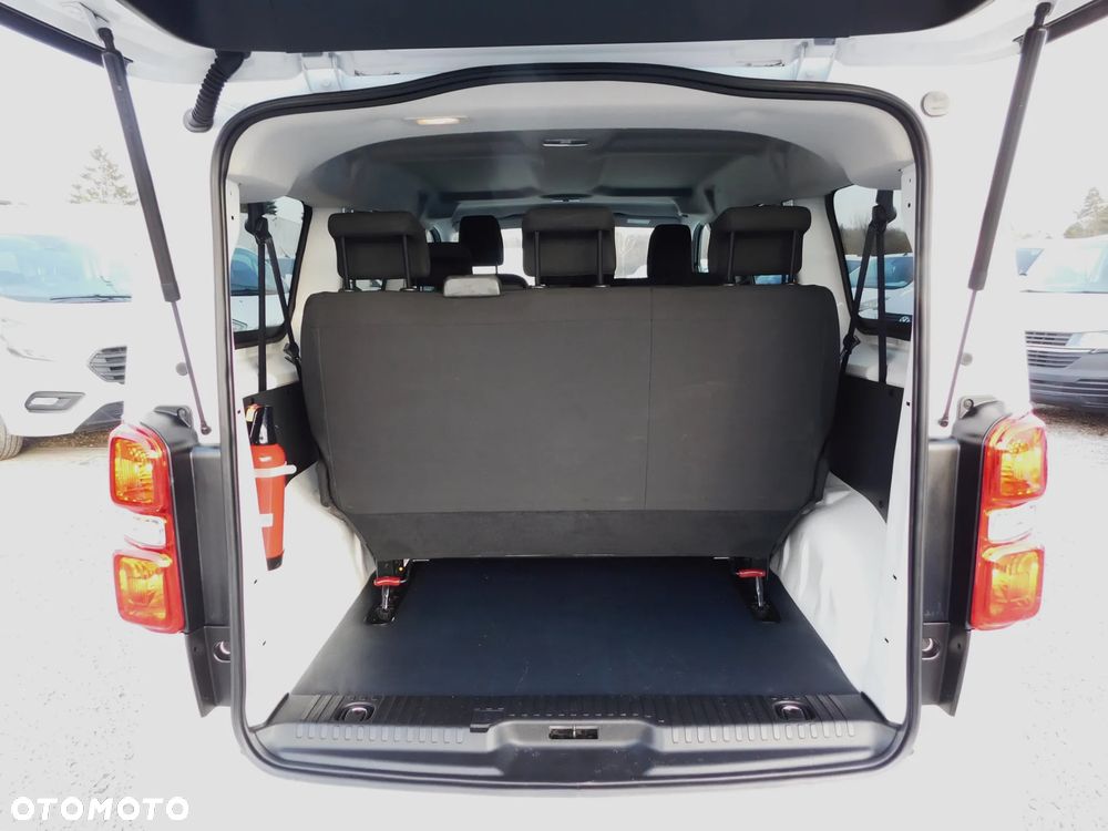 Opel Vivaro - 4