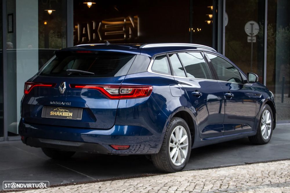 Renault Mégane Sport Tourer ENERGY dCi 110 EDC INTENS - 4