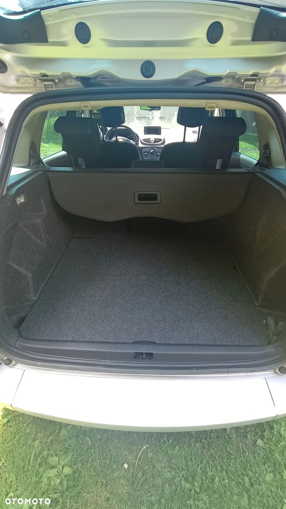 Renault Clio 1.5 dCi Alize - 8