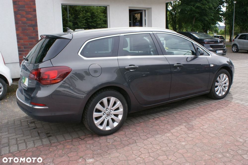 Opel Astra - 16