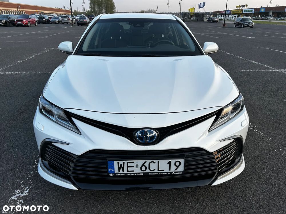 Toyota Camry 2.5 Hybrid Comfort CVT - 2