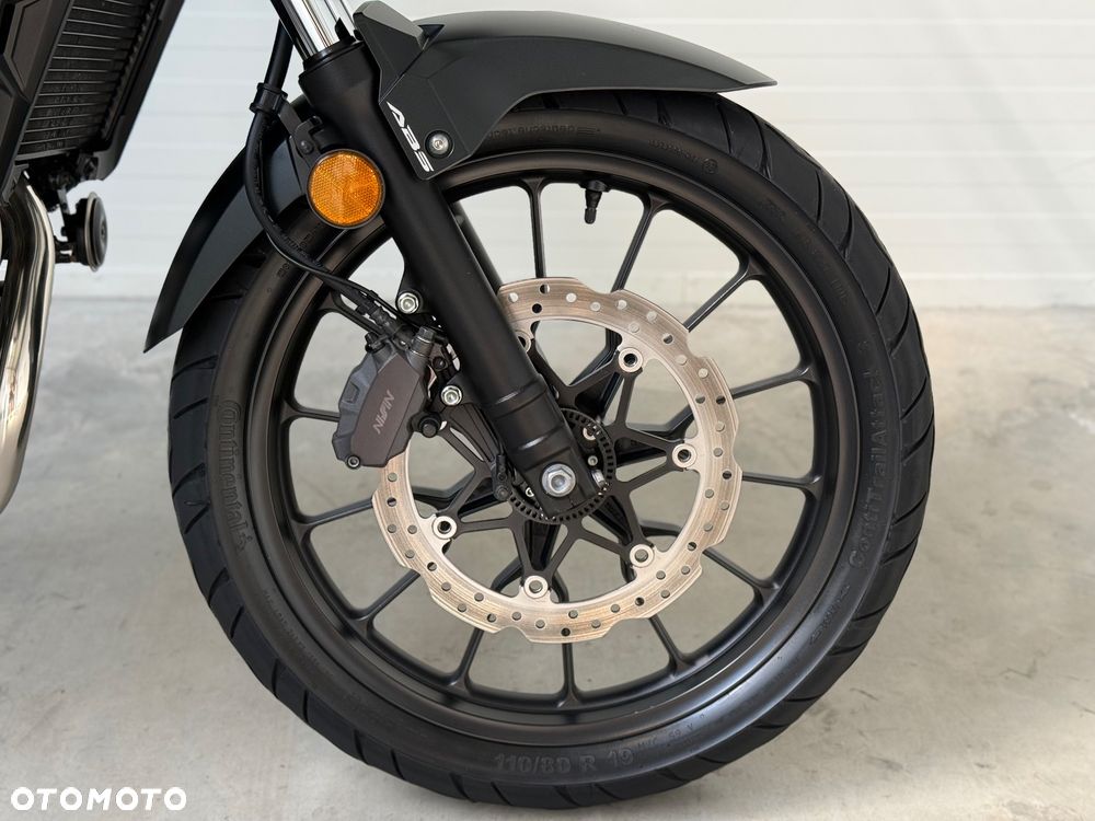 Honda CB - 10