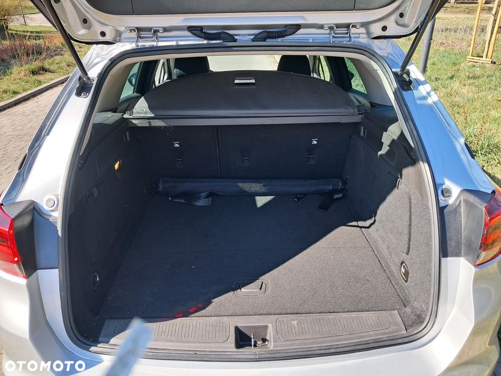 Opel Astra - 25
