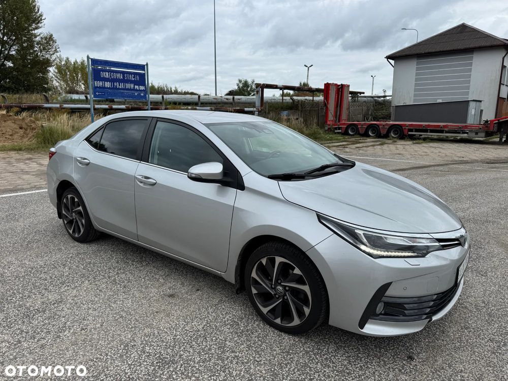 Toyota Corolla 1.6 Prestige EU6 - 10