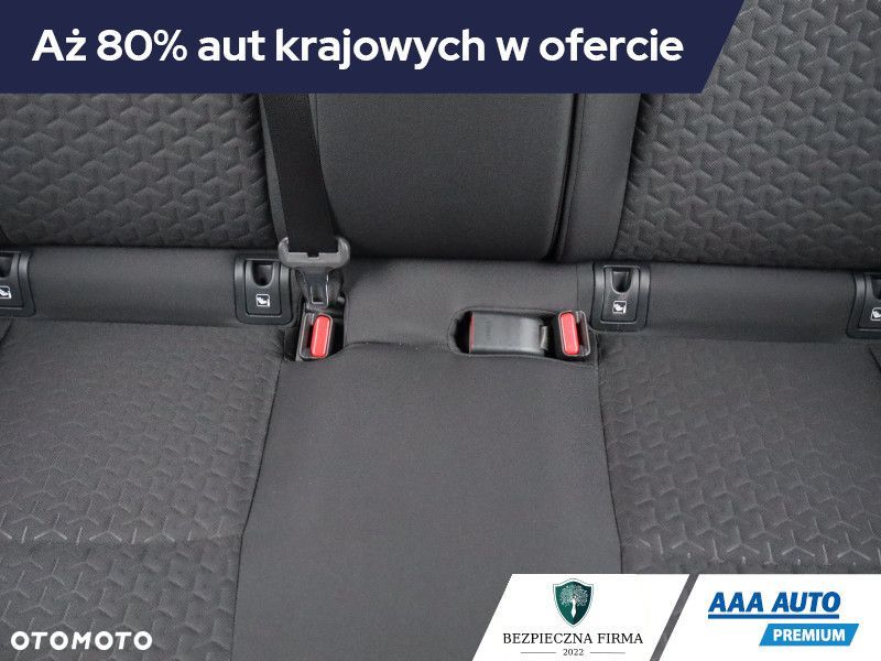 Toyota Yaris Cross - 12