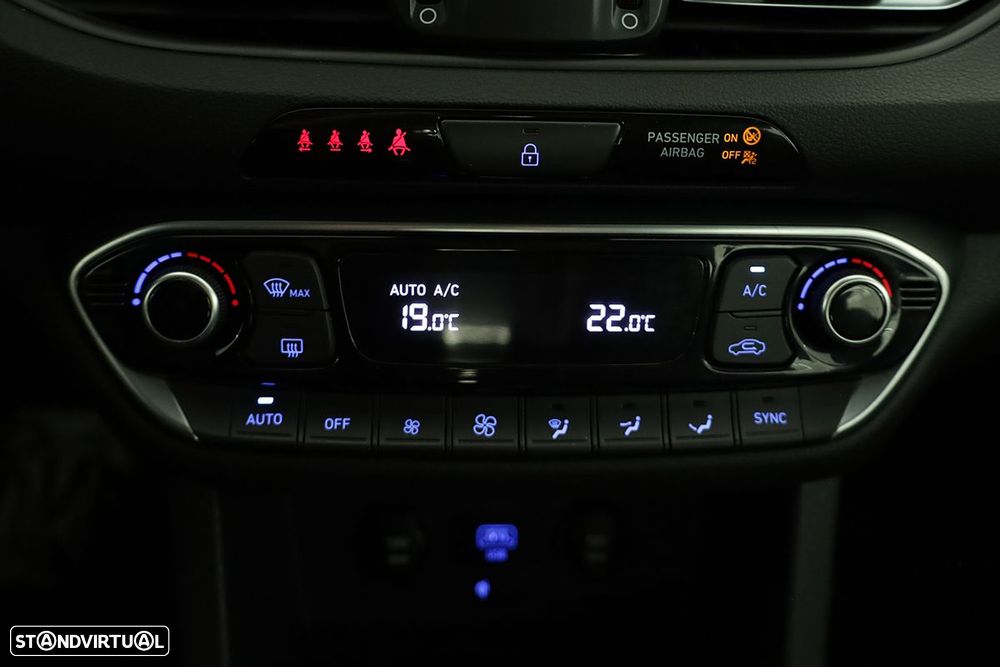 Hyundai i30 1.0 T-GDI Style Plus DCT - 13