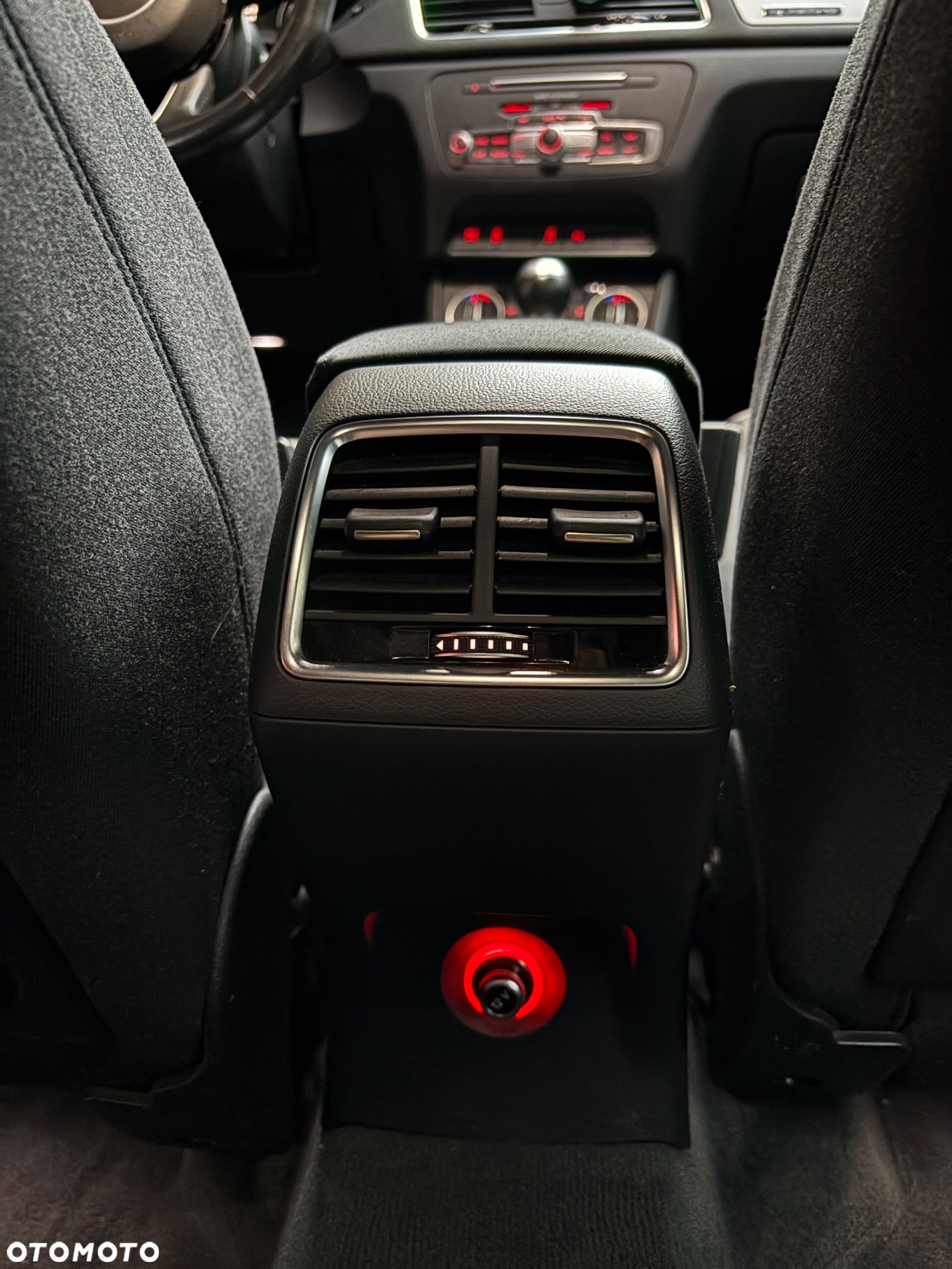 Audi Q3 2.0 TDI quattro S tronic - 23