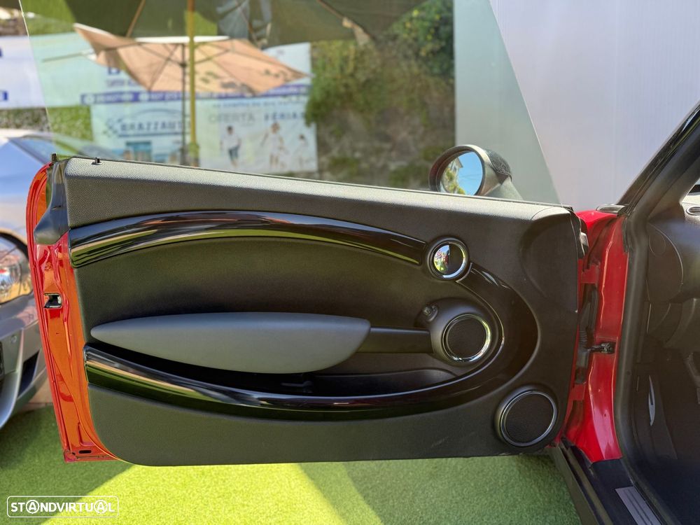 MINI 3 Portas One 1.4 - 22