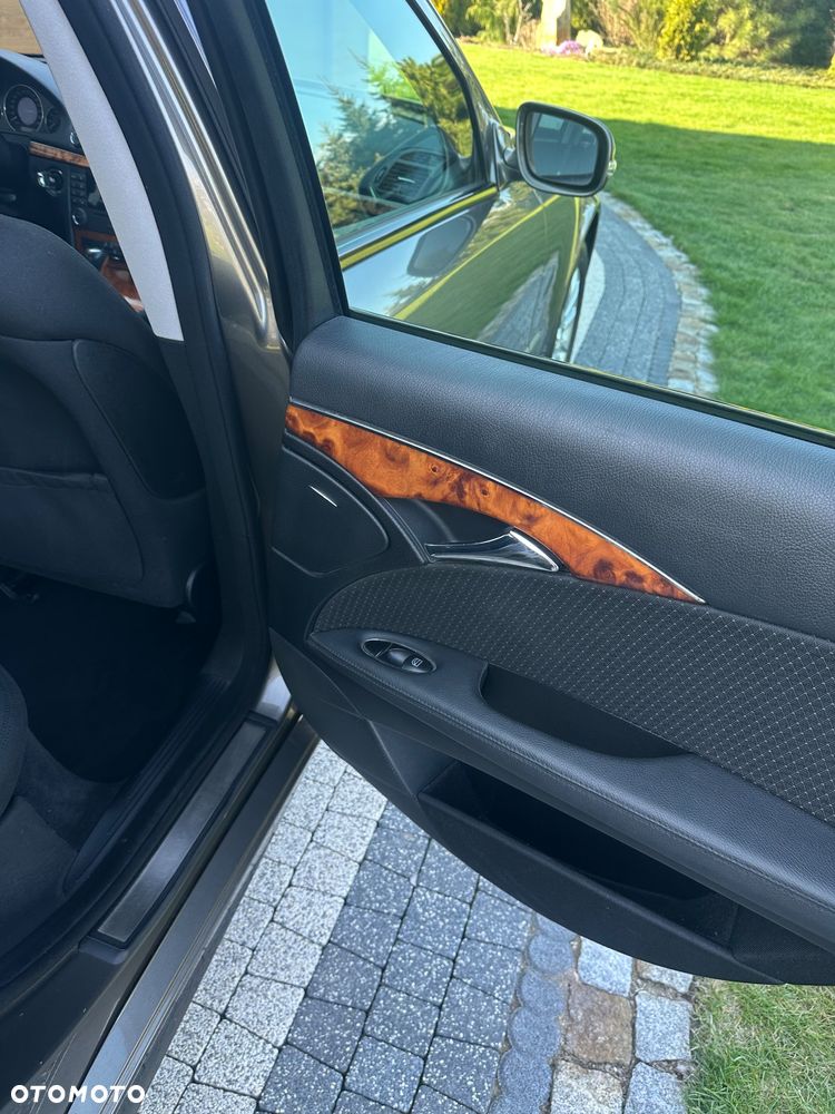 Mercedes-Benz Klasa E 350 7G-TRONIC Elegance - 8