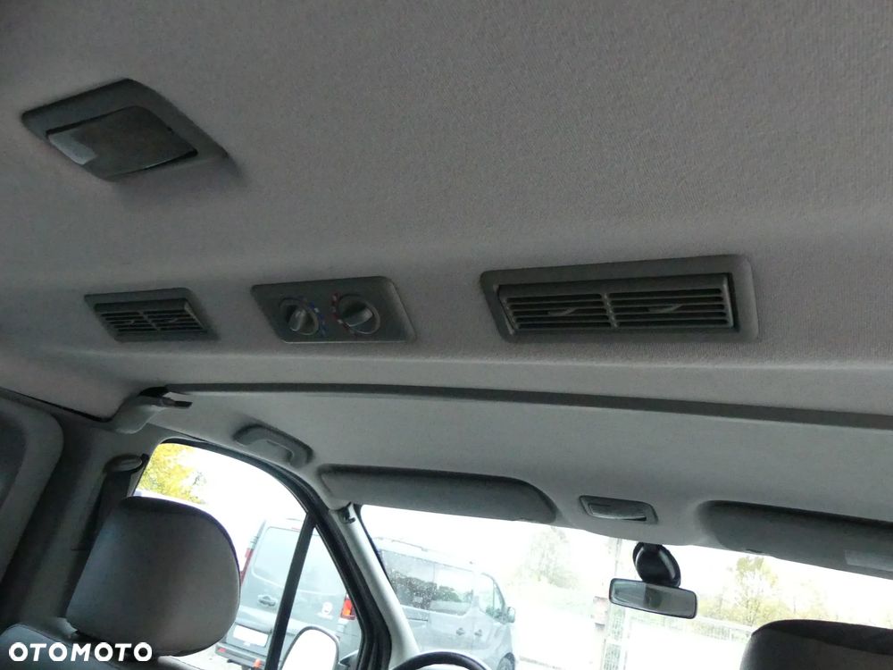 Renault Trafic L1H1 Passenger Lux - 20