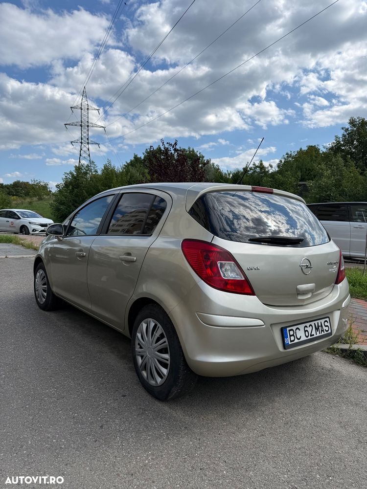 Opel Corsa 1.3 CDTI Cosmo - 4