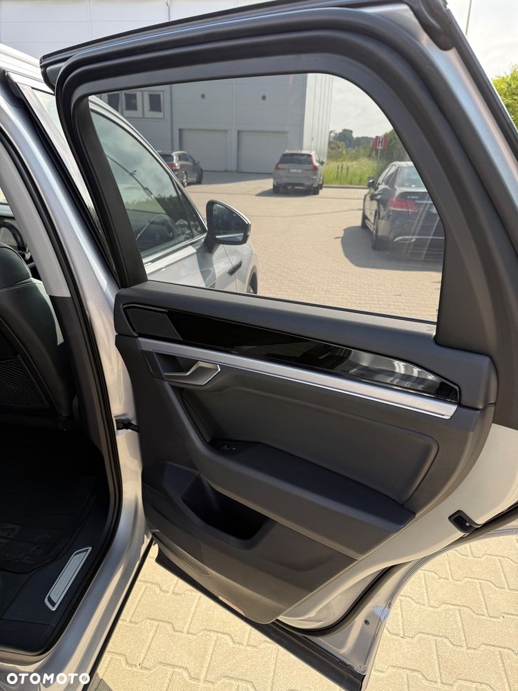Volkswagen Touareg 3.0 V6 TDI SCR 4Mot - 20
