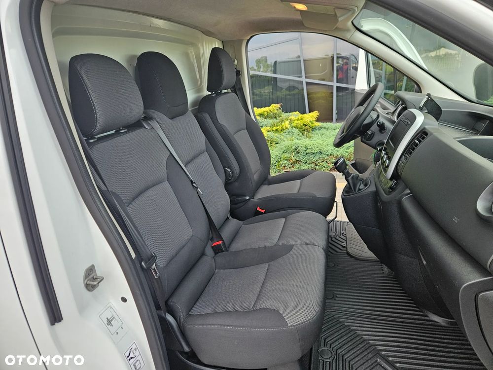 Renault Trafic Vivaro Talento - 18
