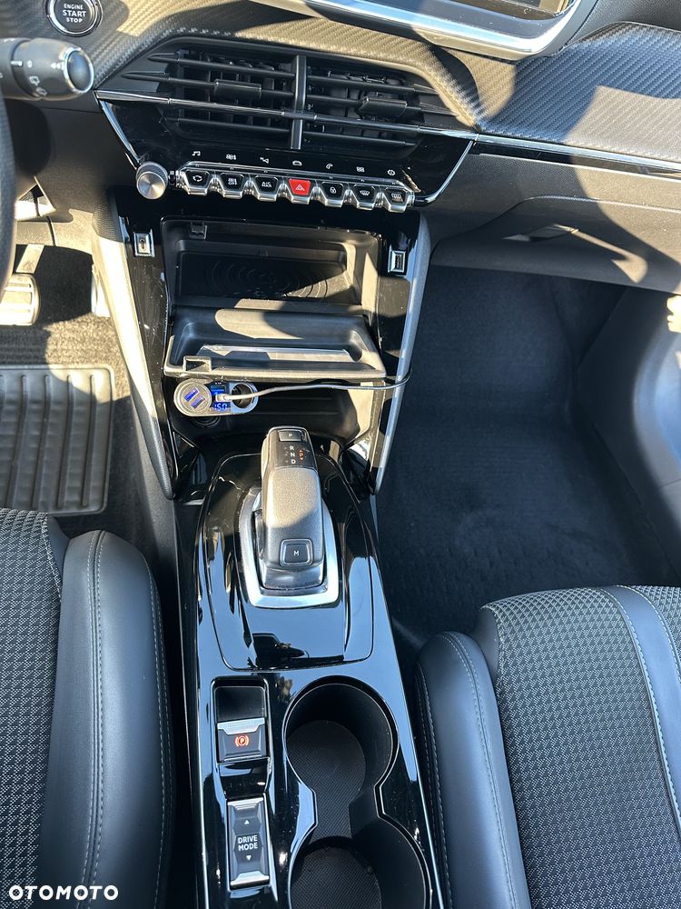 Peugeot 208 1.2 PureTech GT Line S&S EAT8 - 2