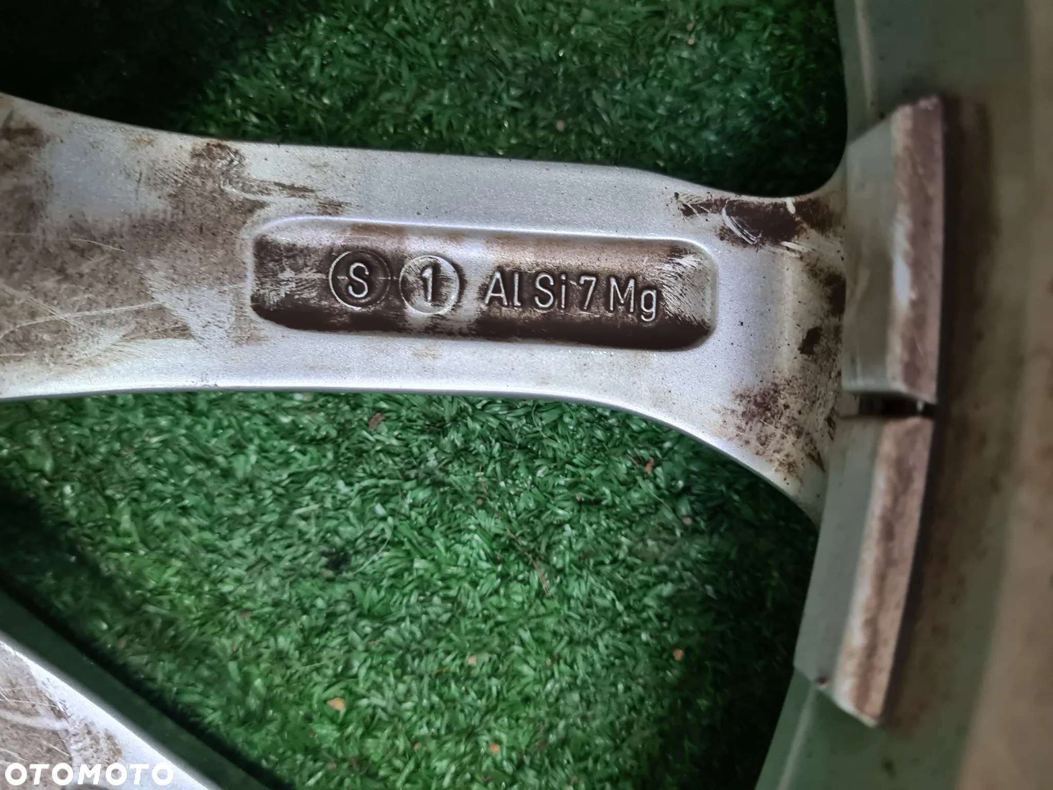 AUDI A4 FELGI R18 8W0601025AD OPONY - 16