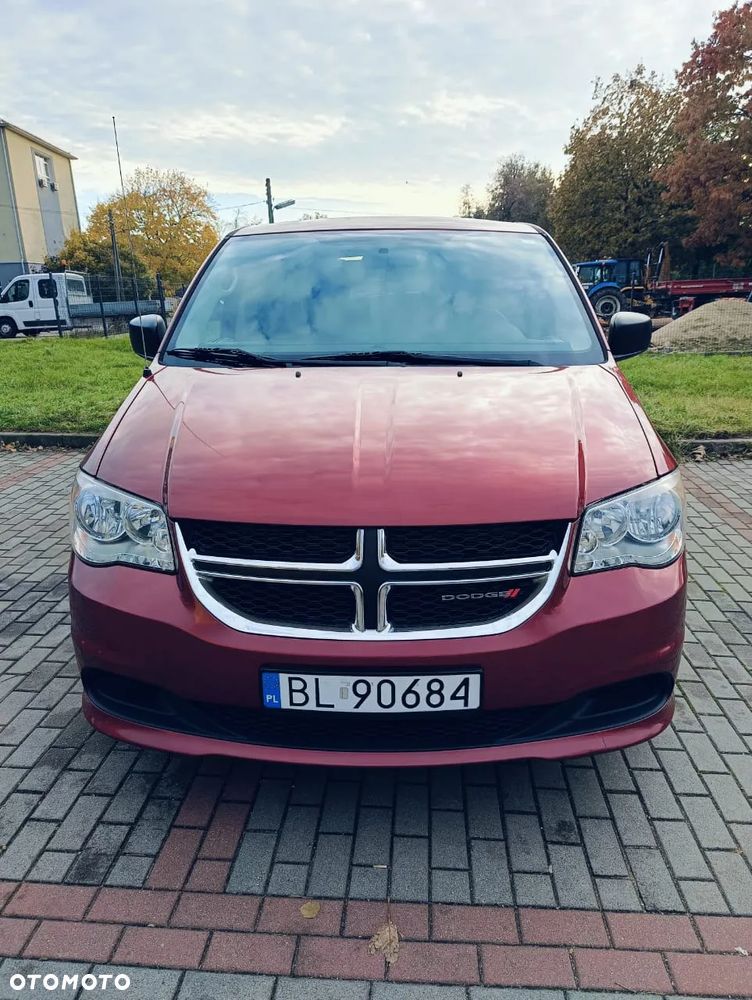 Dodge Grand Caravan - 4