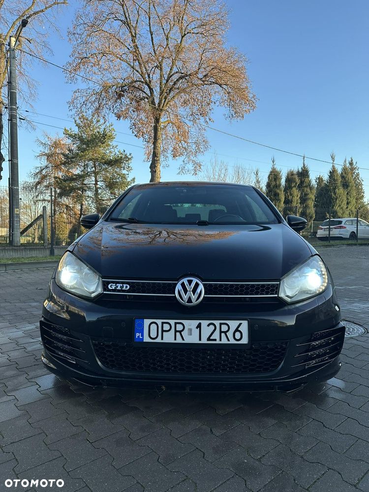 Volkswagen Golf - 3