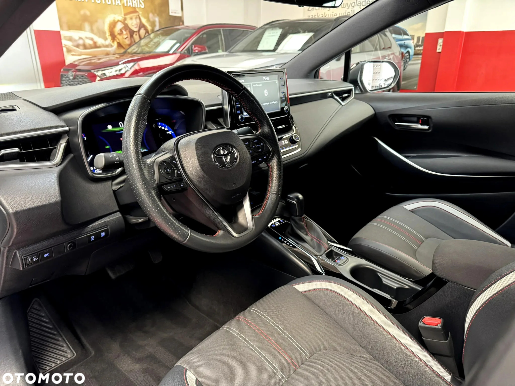 Toyota Corolla 1.8 Hybrid GR Sport - 15