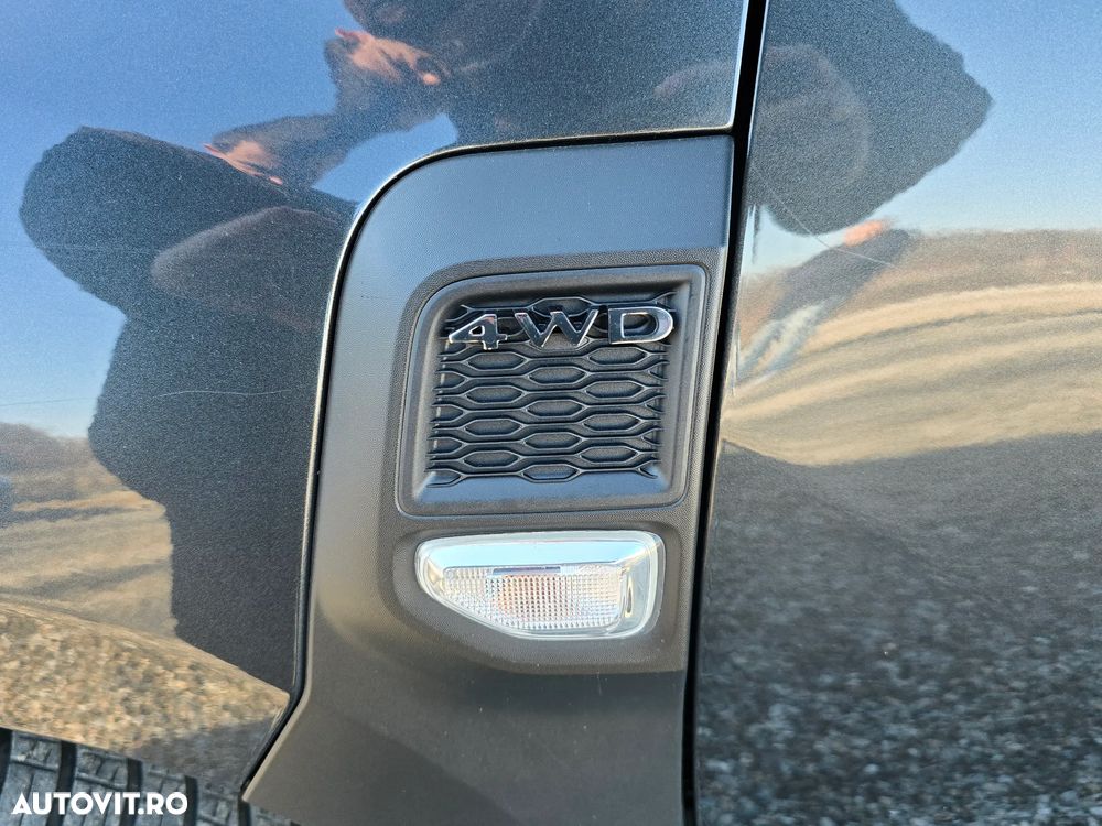 Dacia Duster 1.5 Blue dCi 4WD Comfort - 27