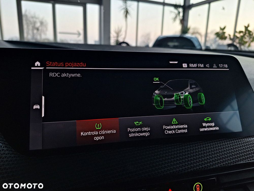 BMW Seria 1 118i Sport Line - 32