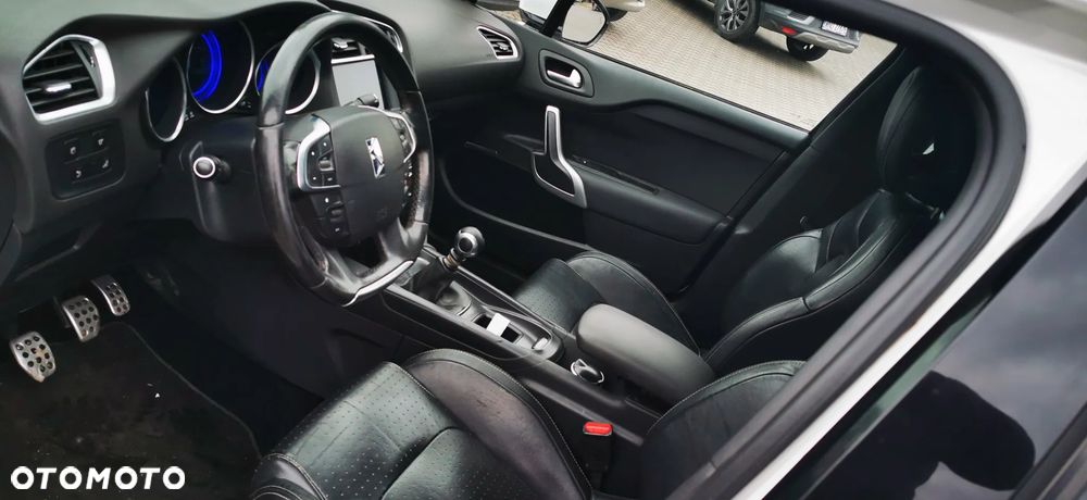 Citroën DS4 2.0 HDi SportChic - 16