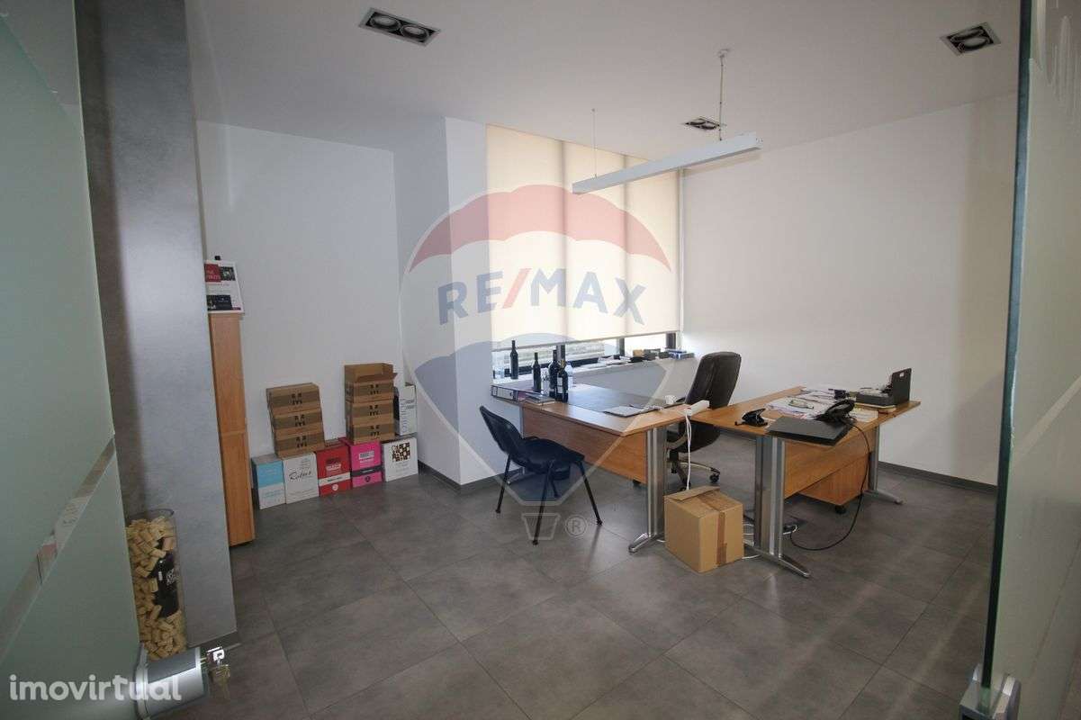 Escritório  para venda - Grande imagem: 3/19