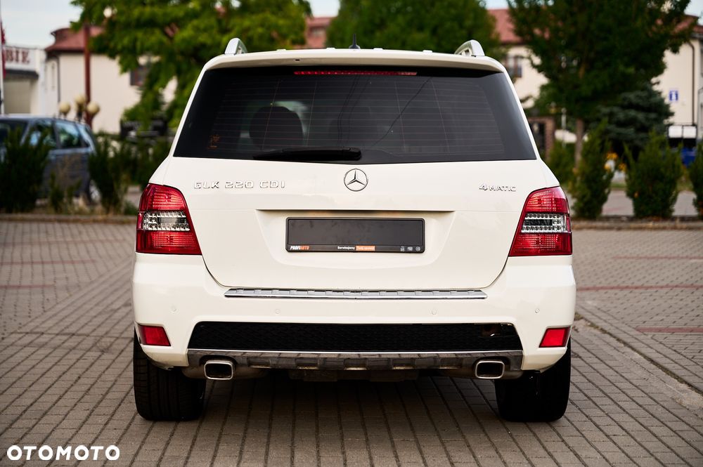 Mercedes-Benz GLK 220 CDI DPF 4Matic BlueEFFICIENCY 7G-TRONIC - 14