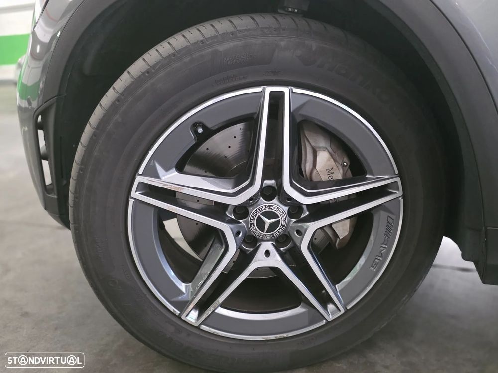 Mercedes-Benz GLC 300 d 4Matic 9G-TRONIC AMG Line - 28