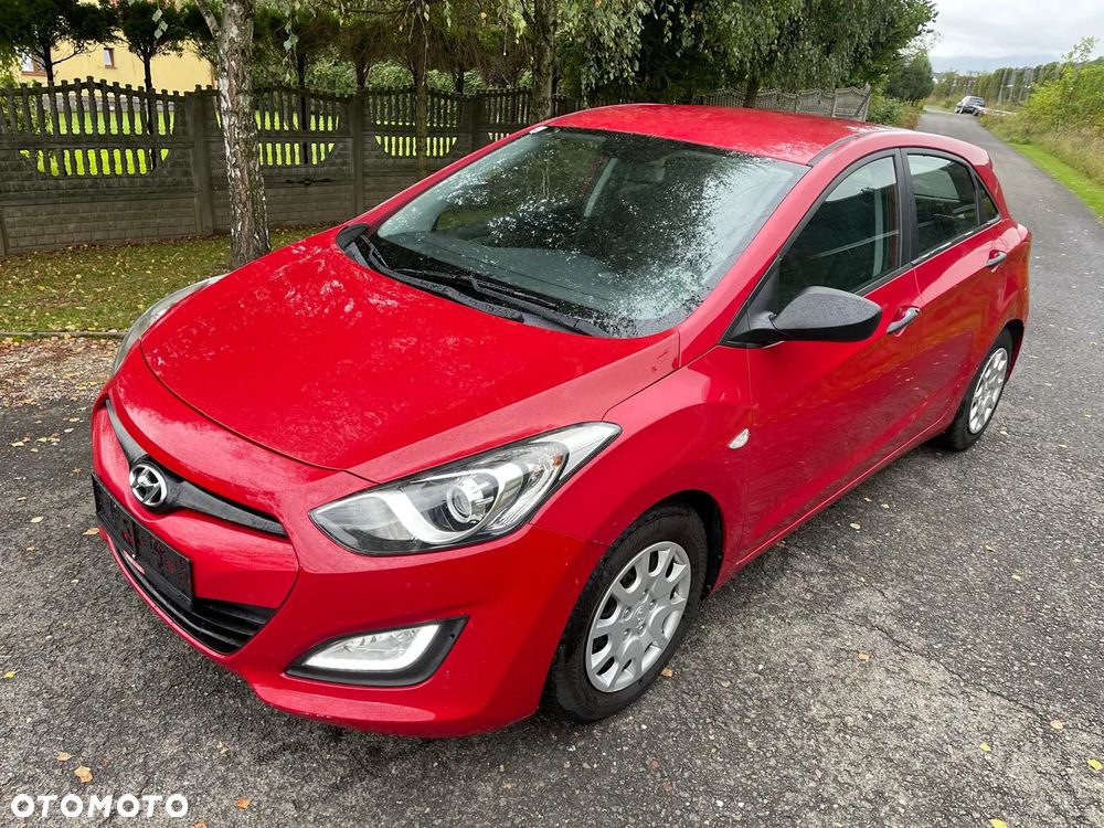 Hyundai i30 1.4 Intro Edition - 1