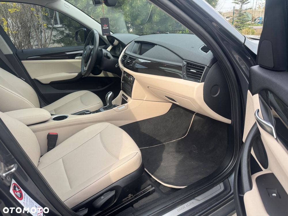 BMW X1 xDrive25d Sport Line - 7