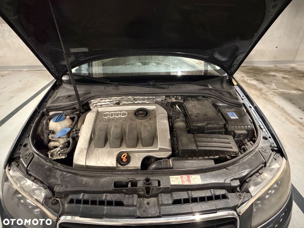 Audi A3 3-drzwiowe 1.9 TDI Attraction - 14