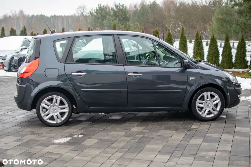 Renault Scenic - 32