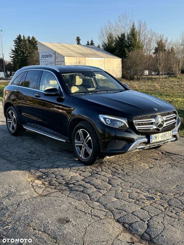 Mercedes-Benz GLC 220 d 4Matic 9G-TRONIC Exclusive - 37