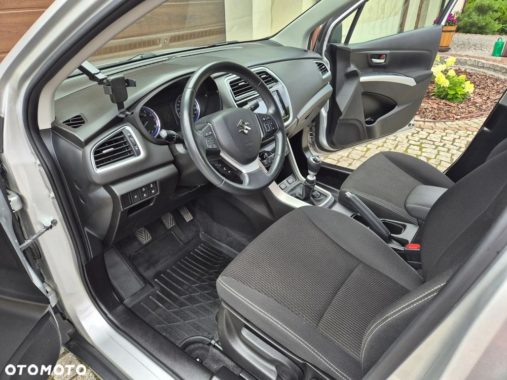 Suzuki SX4 S-Cross - 9